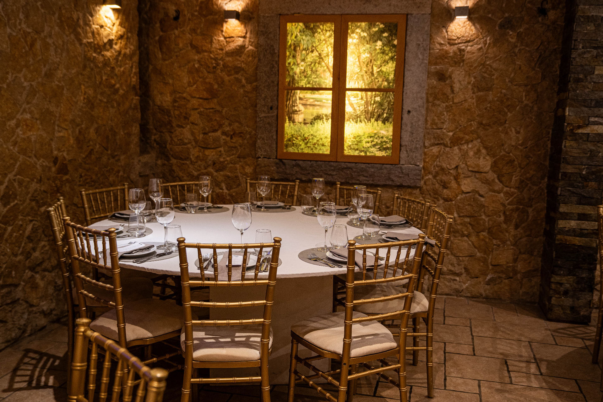 Sala do Cantinho d'Ourique, restaurante português em Campo de Ourique, Lisboa